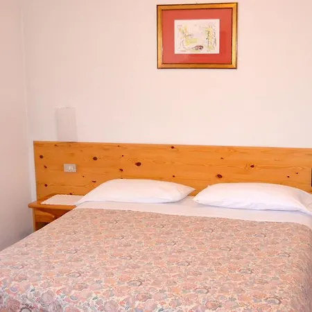 Coldai Hotel 3*