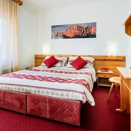 Coldai Hotel